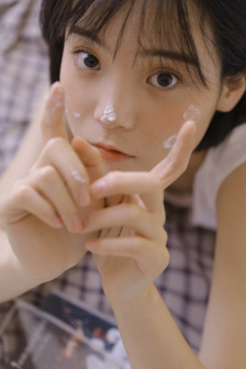 女邻居2